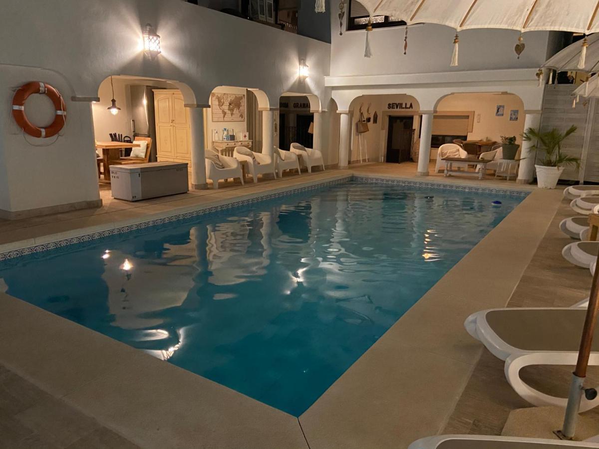 Casa Holandaluzas Marbella Near Beach, With Salt Water Pool And Private Parking Exteriör bild